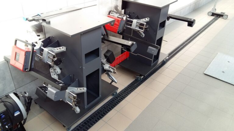 b gallery pol bus 768x432