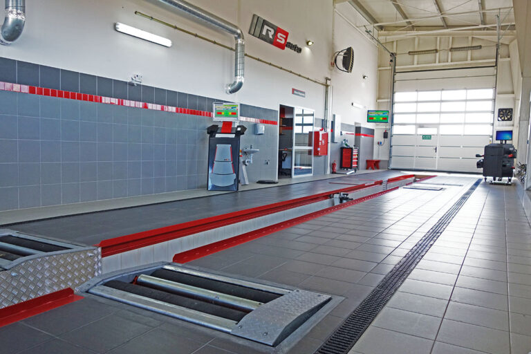 c galeria komatrans 768x512