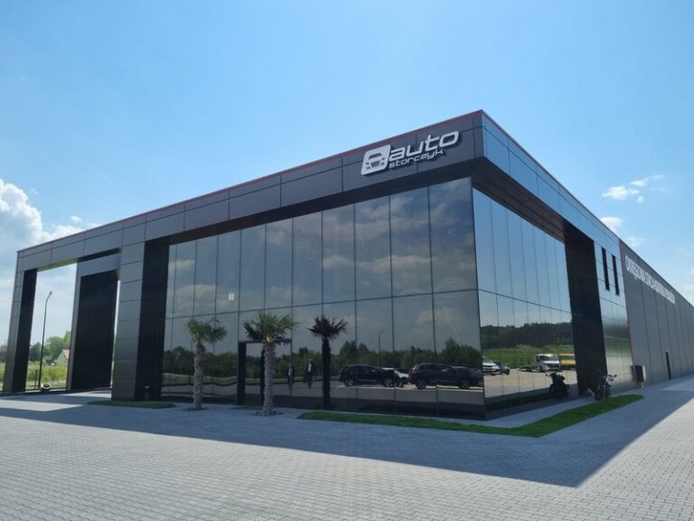 c gallery auto storczyk 768x576